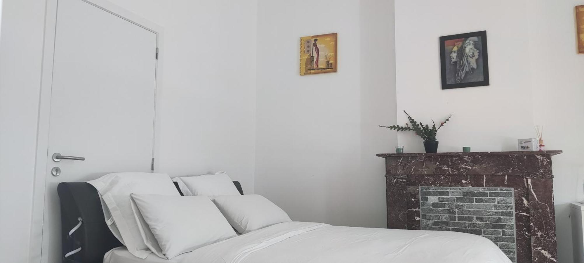 R0 Avec Salle De Bain Partagee Pres De L'hopital De La Citadelle A Accommodatie bij particulieren *
